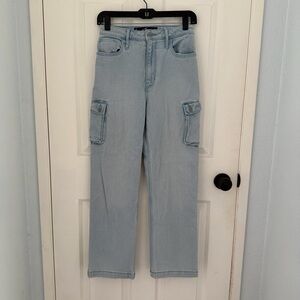 Hollister Ultra High-rise Relaxed Cargo Dad Jeans Size 1 / 25